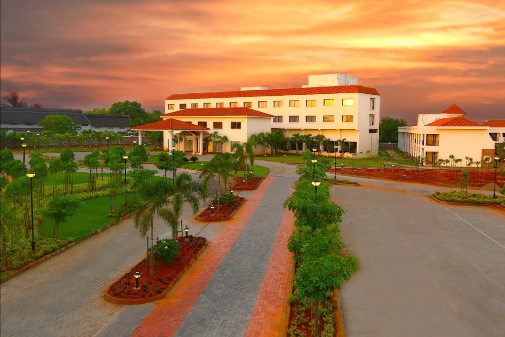 Grand Serenaa Hotel & Resorts, Auroville Exteriér fotografie