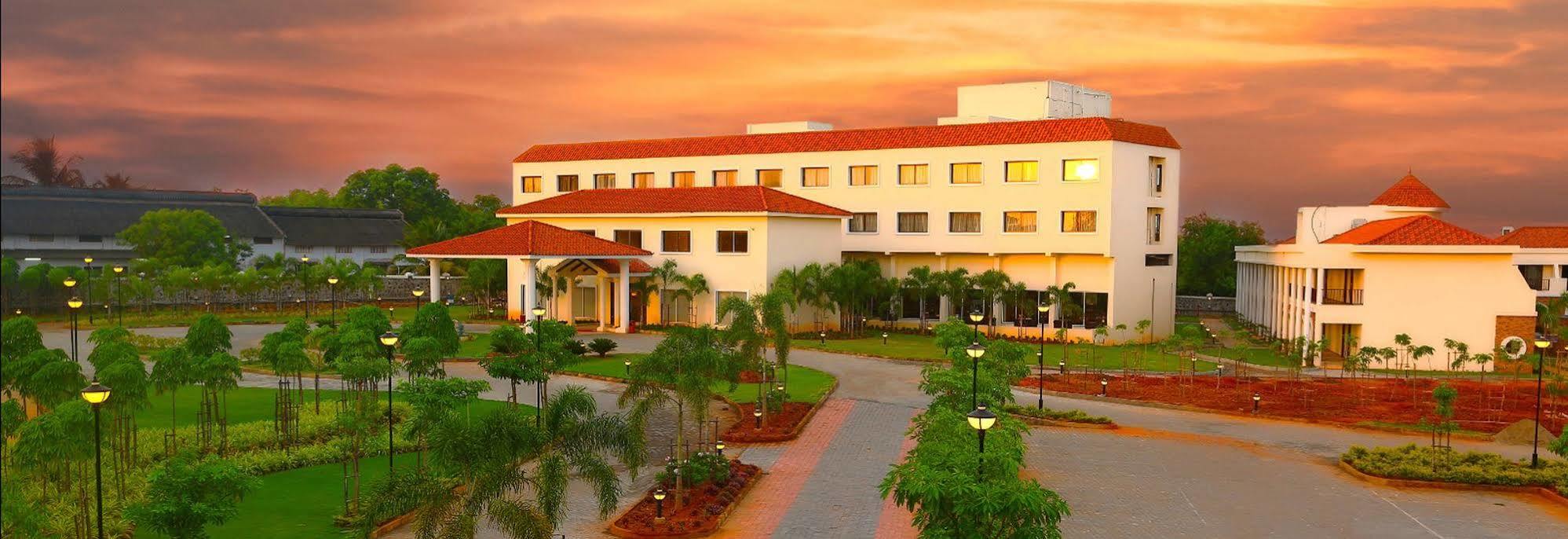 Grand Serenaa Hotel & Resorts, Auroville Exteriér fotografie